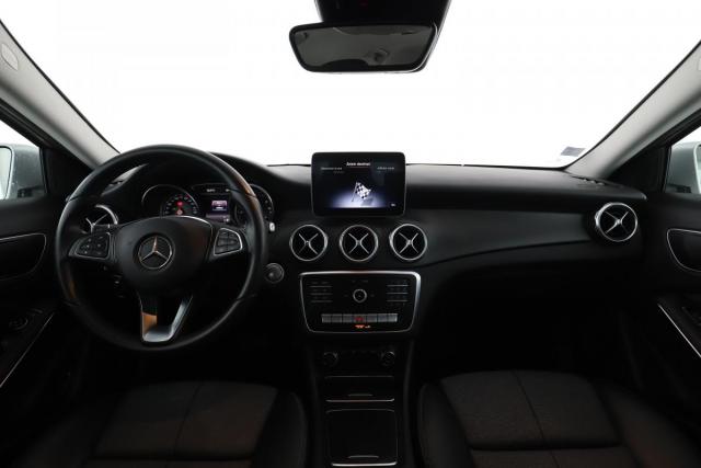Mercedes Benz Gla image 7