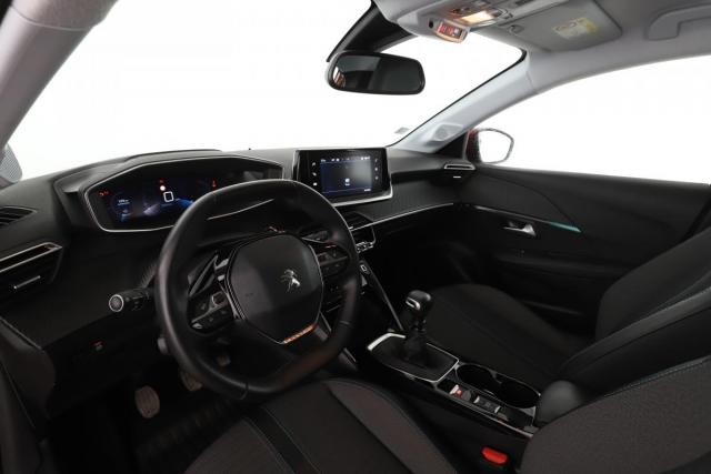 Peugeot 208 image 2