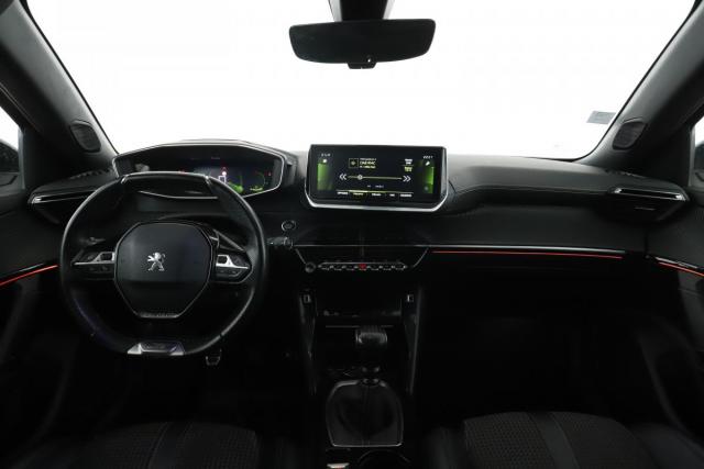 Peugeot 2008 image 6