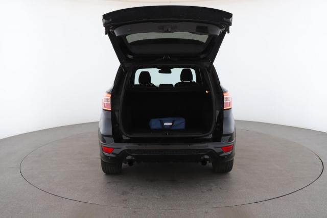 Ford Kuga image 9