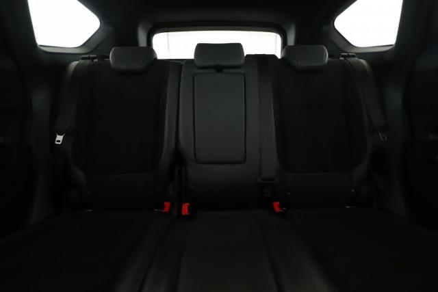 Ford Kuga image 7