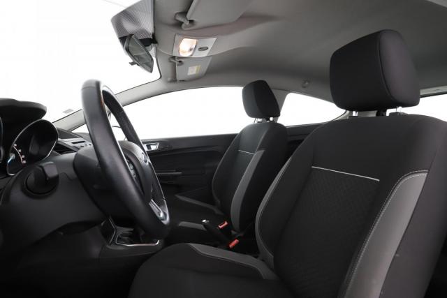 Ford Fiesta image 9