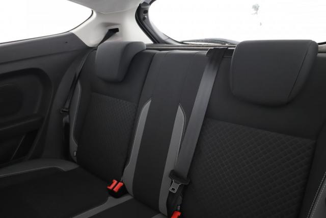 Ford Fiesta image 6