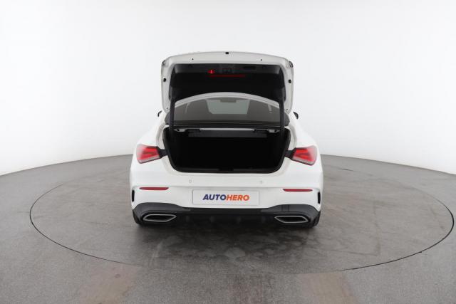 Mercedes Benz Cla image 5