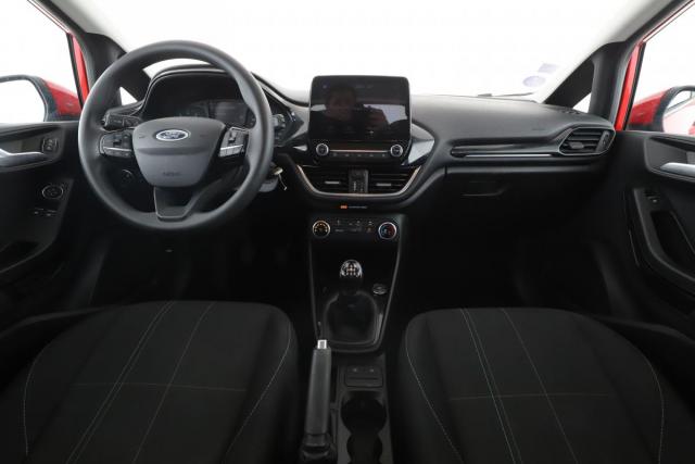 Ford Fiesta image 5