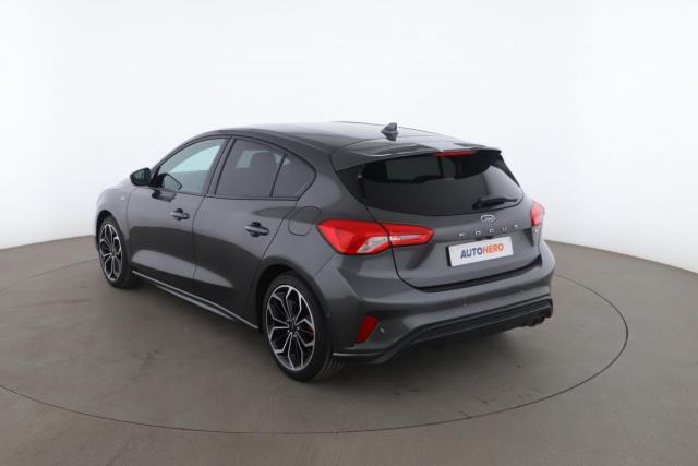 Ford Focus image 9