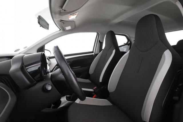Toyota Aygo image 6