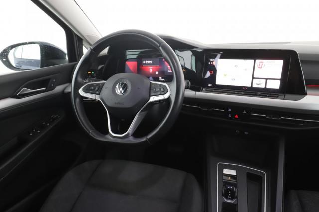 Volkswagen Golf image 9