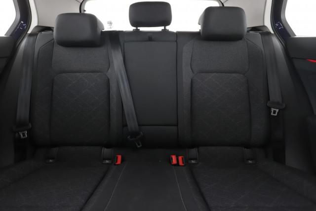Volkswagen Golf image 8