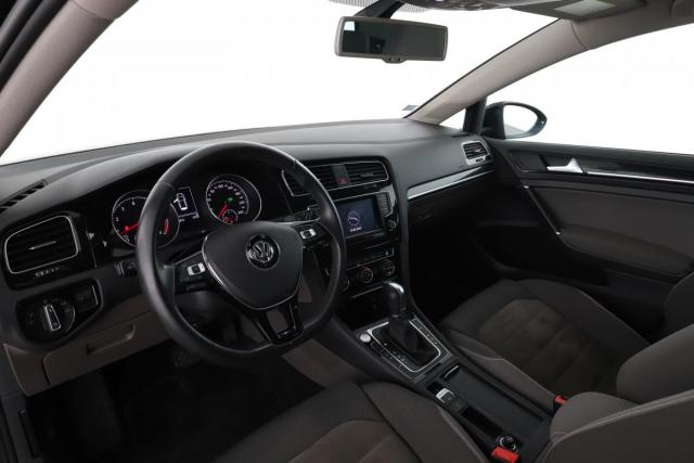 Volkswagen Golf image 3
