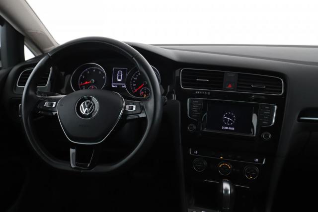 Volkswagen Golf image 2