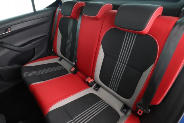 Skoda Fabia image 8