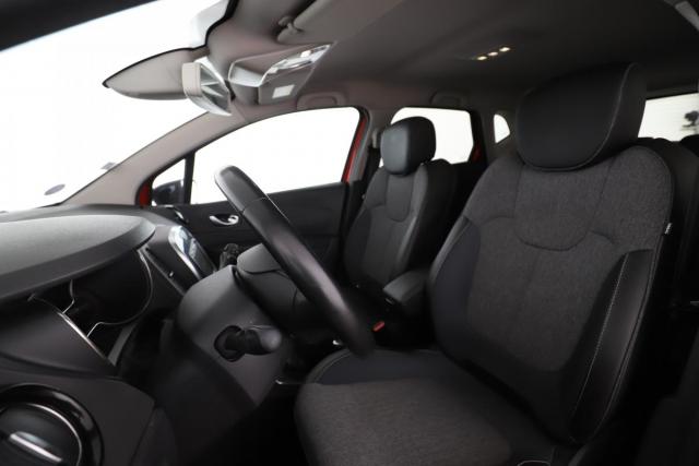 Renault Captur image 2