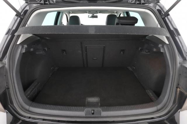 Volkswagen Golf image 3