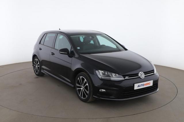 Volkswagen Golf image 9