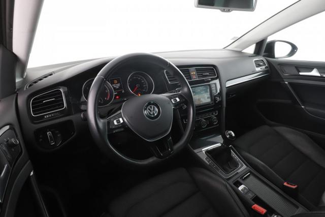 Volkswagen Golf image 1