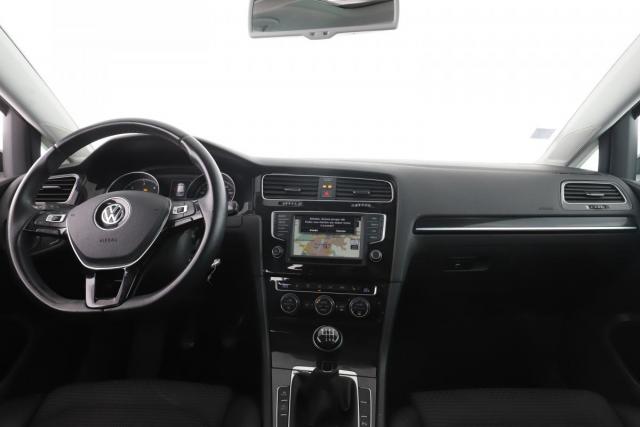Volkswagen Golf image 7