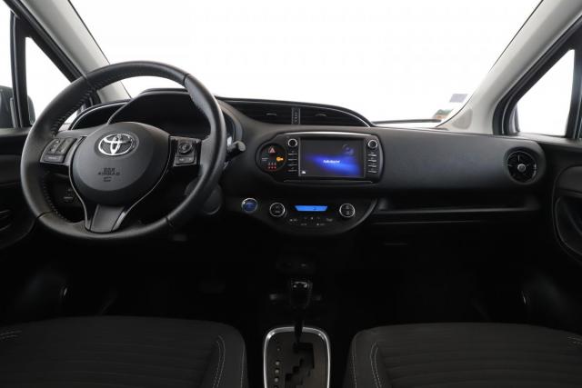 Toyota Yaris image 8