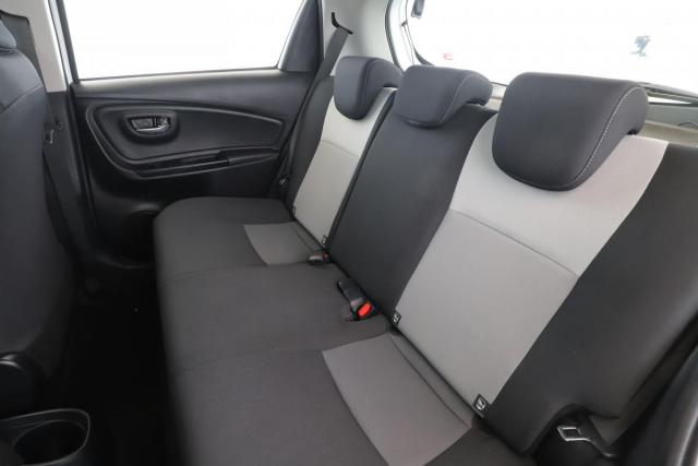 Toyota Yaris image 6
