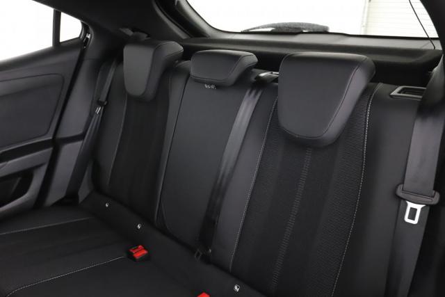 Opel Mokka image 8