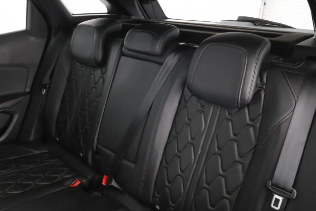 Peugeot 3008 image 8