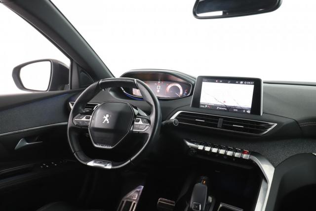 Peugeot 5008 image 8