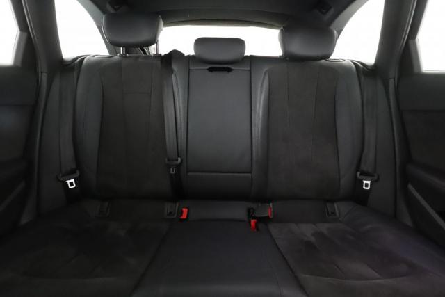 Audi A4 Allroad image 6