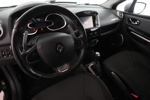 Renault Clio Estate image 8