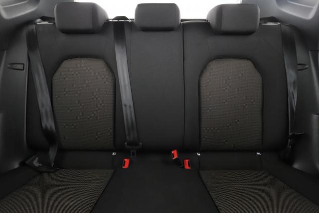 Seat Arona image 2