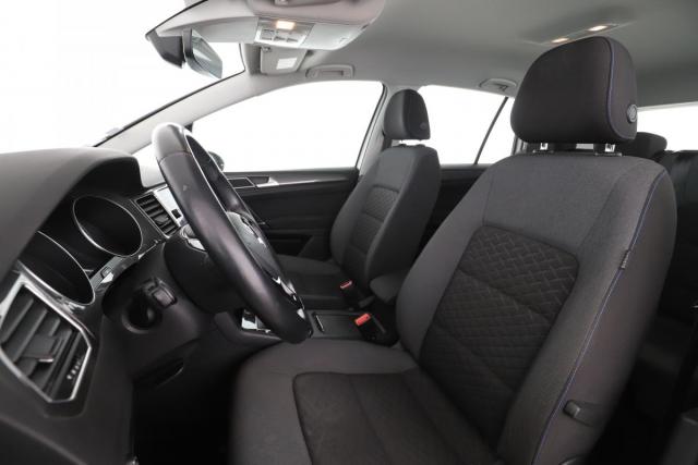 Volkswagen Golf Sportsvan image 8