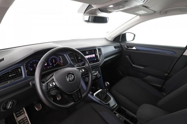 Volkswagen T-Roc image 3