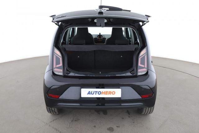 Volkswagen Up! image 6