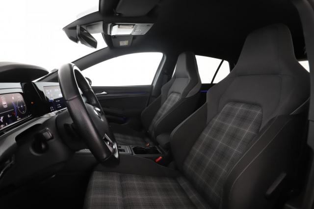 Volkswagen Golf image 3