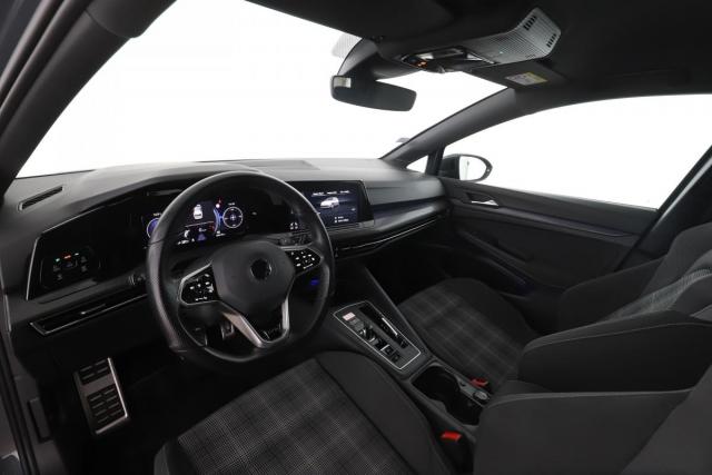 Volkswagen Golf image 8