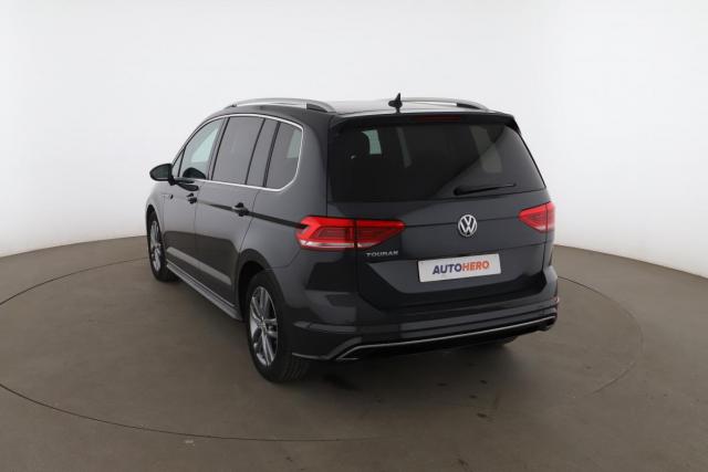 Volkswagen Touran image 1