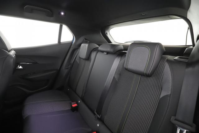 Peugeot 2008 image 9