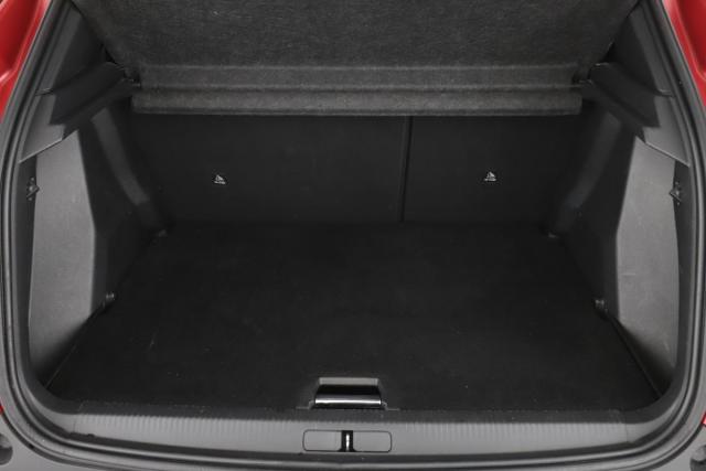 Peugeot 2008 image 8
