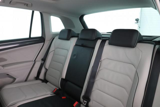 Volkswagen Tiguan image 8