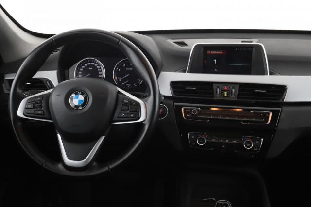 Bmw X1 image 8