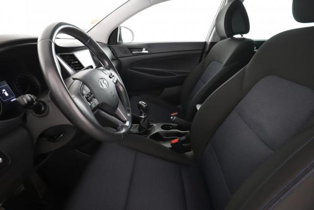 Hyundai Tucson image 2