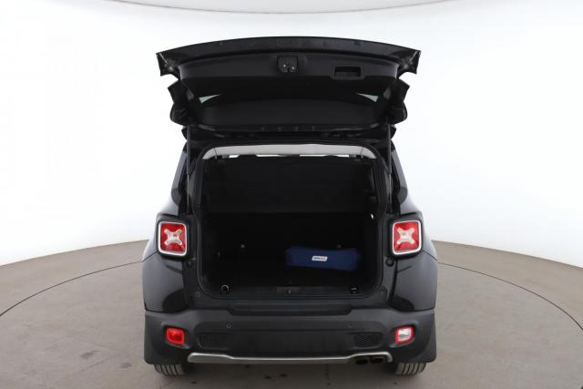Jeep Renegade image 9