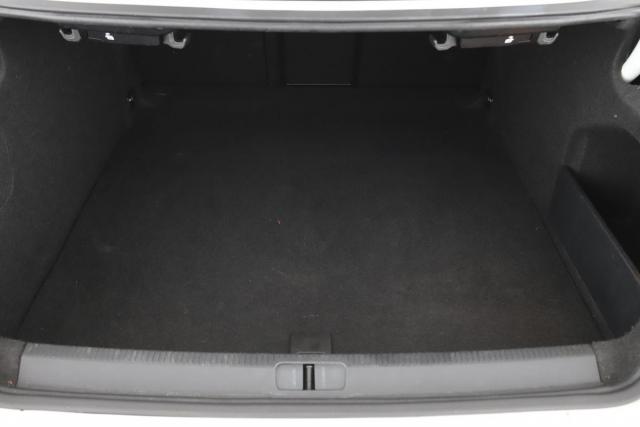 Volkswagen Cc image 9