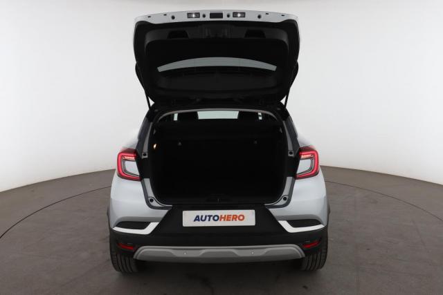 Renault Captur image 1