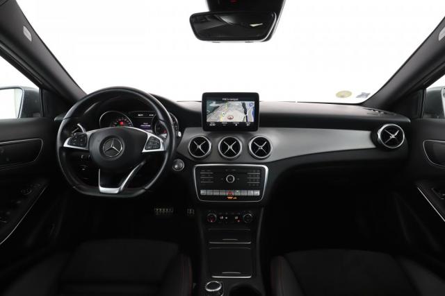 Mercedes Benz Gla image 2