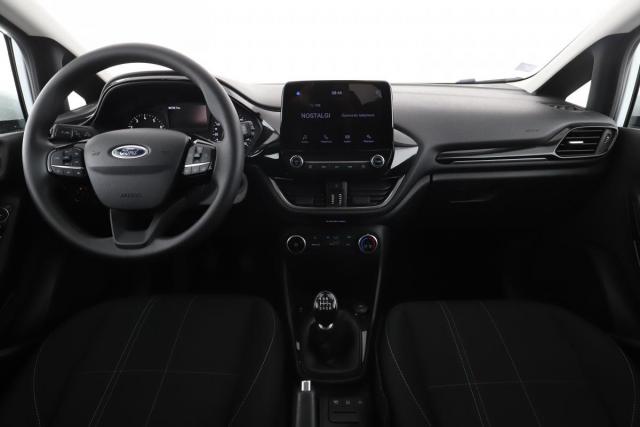 Ford Fiesta image 7