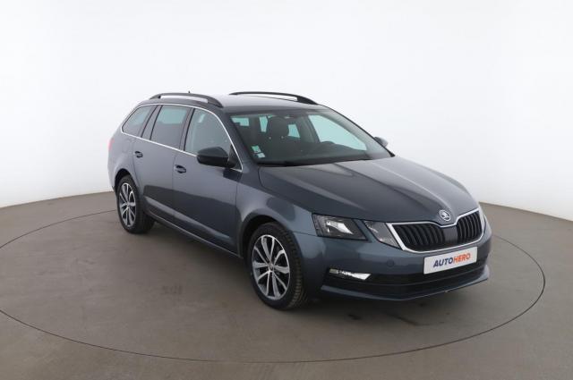 Skoda Octavia image 6