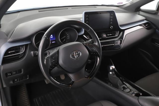 Toyota C-Hr image 9