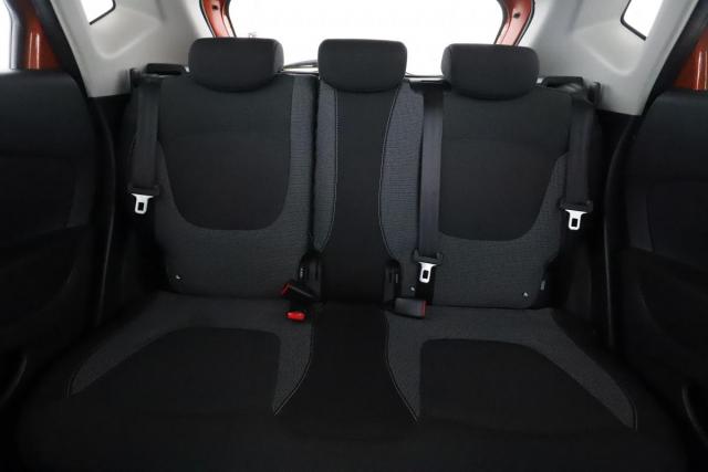 Renault Captur image 6
