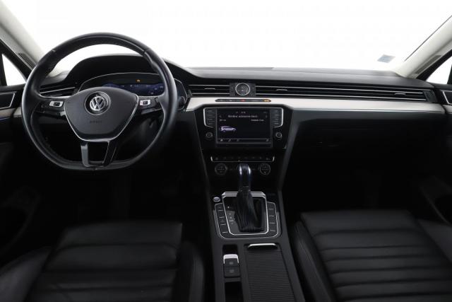 Volkswagen Passat Sw image 6