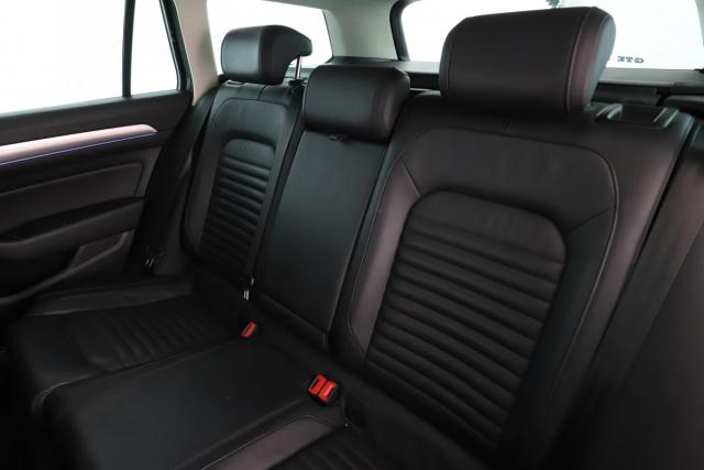 Volkswagen Passat Sw image 5